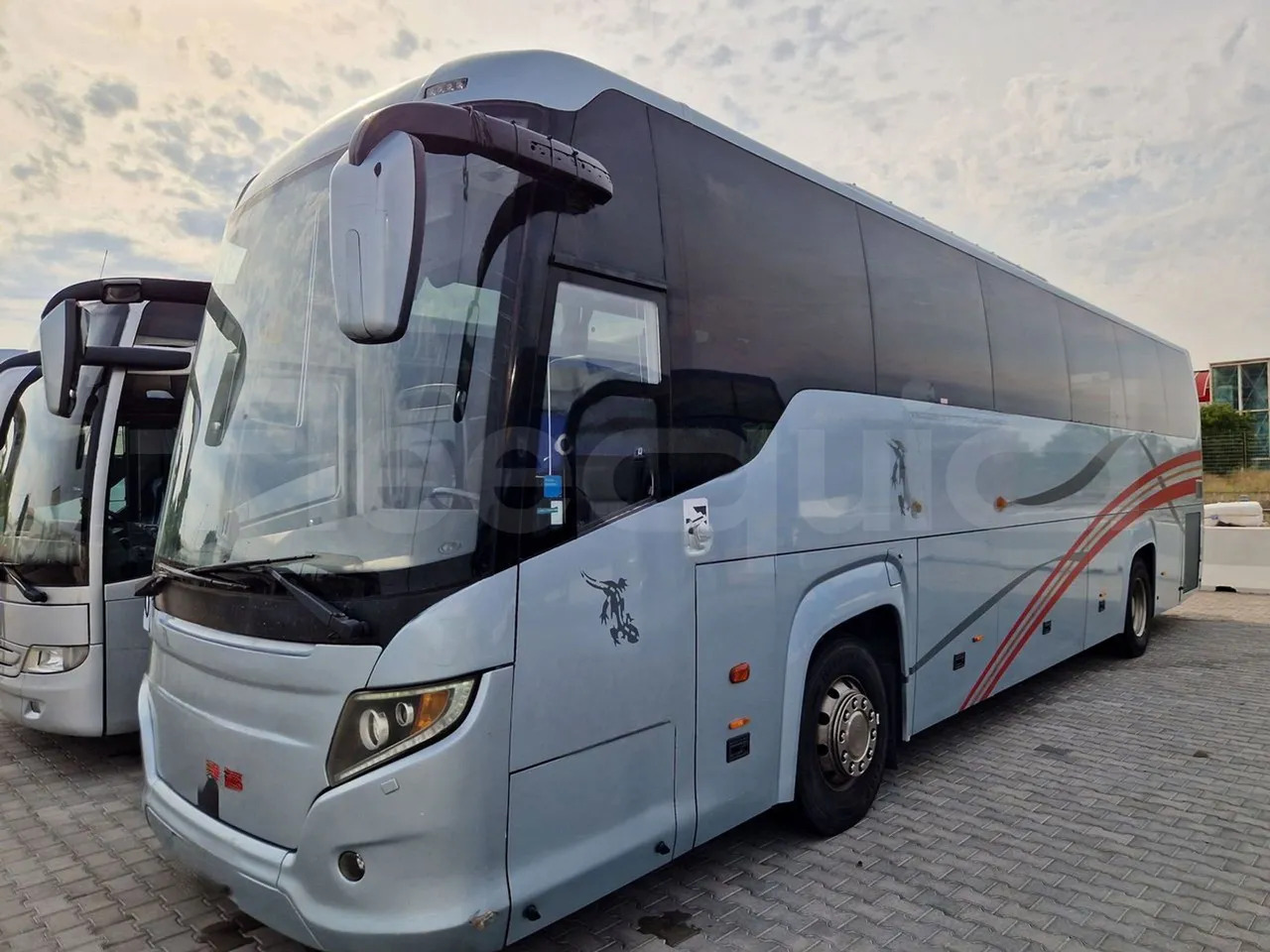 Scania Touring HD - Turistik otobüs: fotoğraf 4 Scania Touring HD - Turistik otobüs: fotoğraf 4