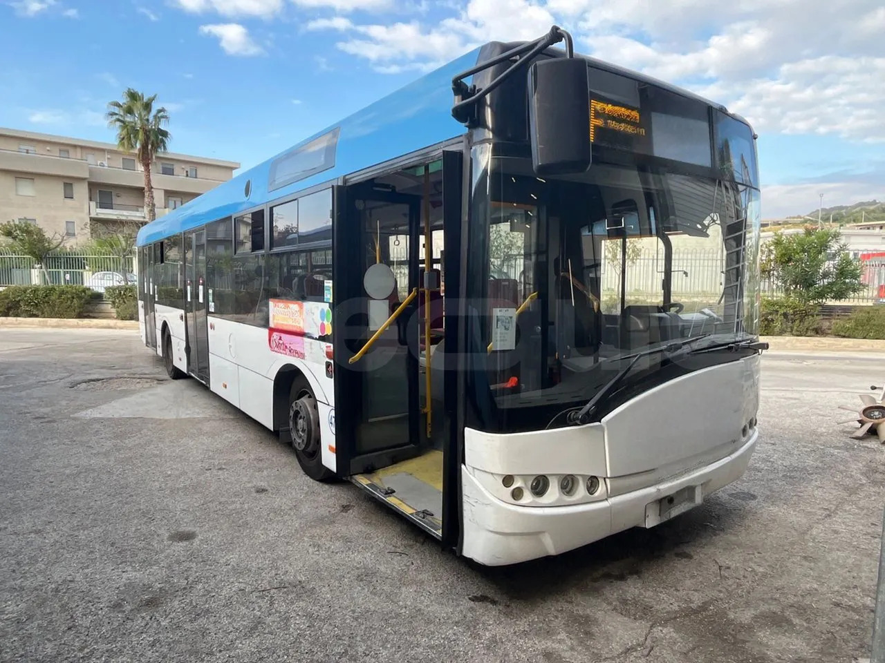 Solaris Urbino - Şehir otobüsü: fotoğraf 1 Solaris Urbino - Şehir otobüsü: fotoğraf 1