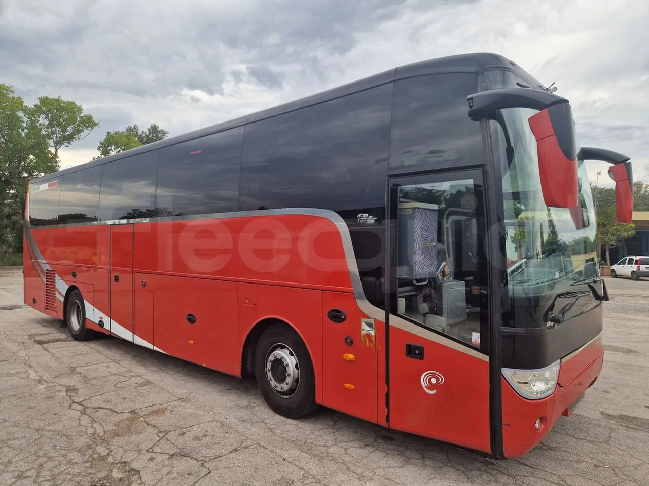 Van Hool Acron - Turistik otobüs: fotoğraf 1 Van Hool Acron - Turistik otobüs: fotoğraf 1