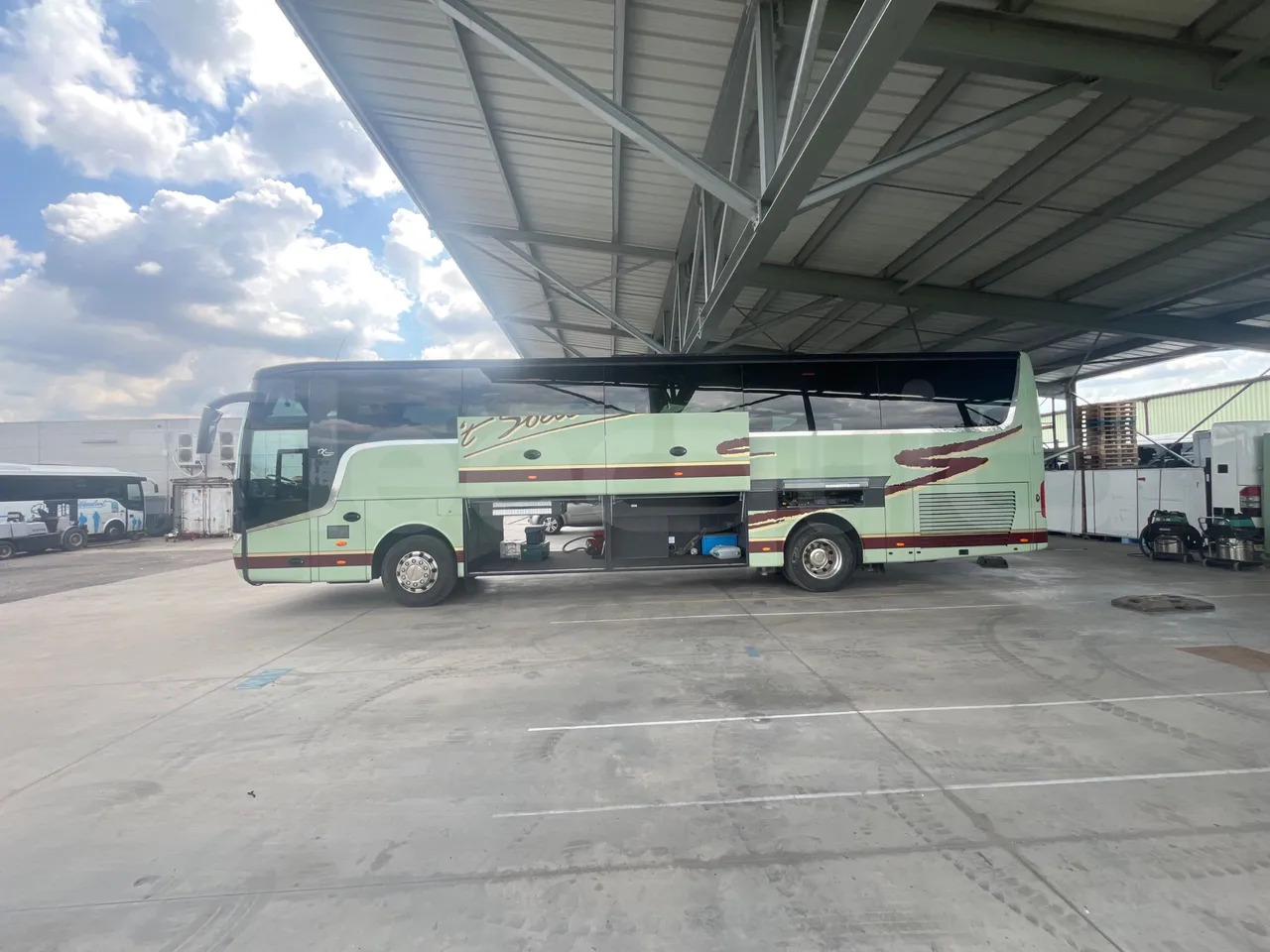 Van Hool Acron - Turistik otobüs: fotoğraf 5 Van Hool Acron - Turistik otobüs: fotoğraf 5