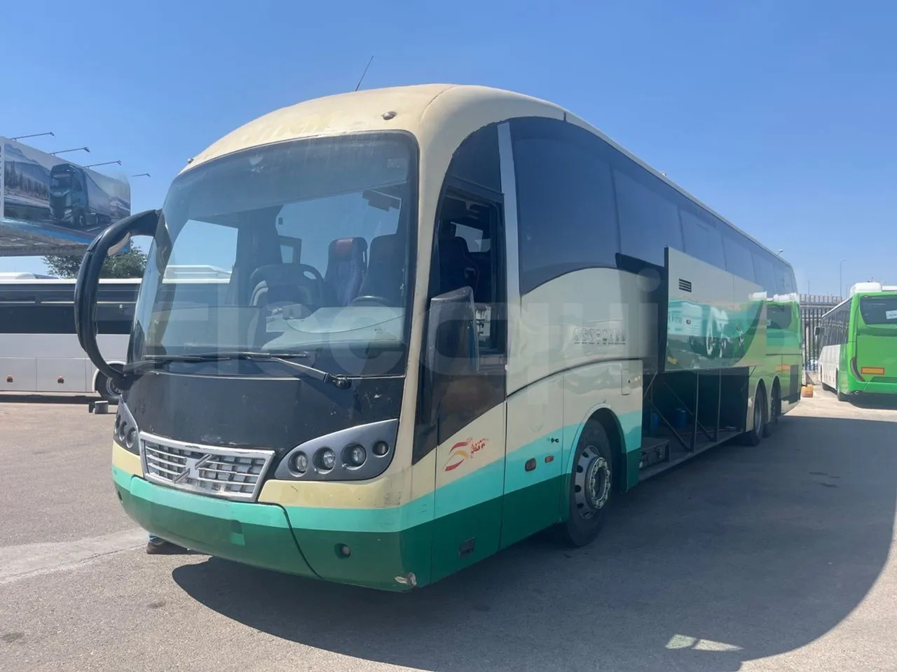 Volvo B12B - Turistik otobüs: fotoğraf 3 Volvo B12B - Turistik otobüs: fotoğraf 3