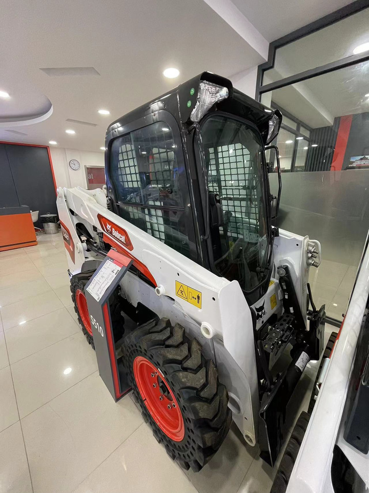 BOBCAT S510-C4 - Mini yükleyici: fotoğraf 2 BOBCAT S510-C4 - Mini yükleyici: fotoğraf 2