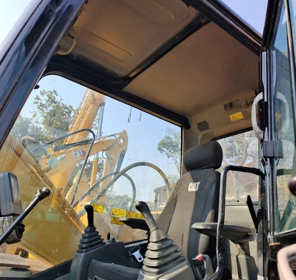 CAT 313D2GC - Paletli ekskavatör: fotoğraf 4 CAT 313D2GC - Paletli ekskavatör: fotoğraf 4