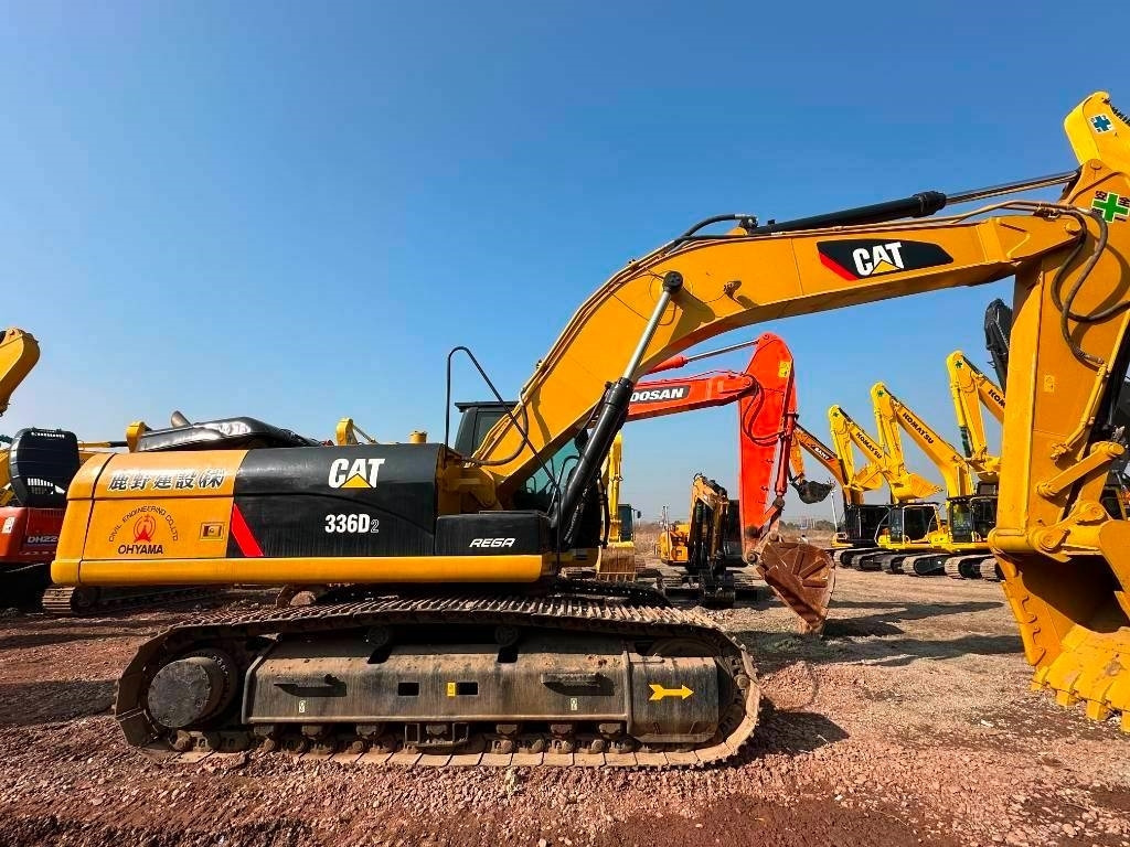CAT 336 D2 - Paletli ekskavatör: fotoğraf 2 CAT 336 D2 - Paletli ekskavatör: fotoğraf 2