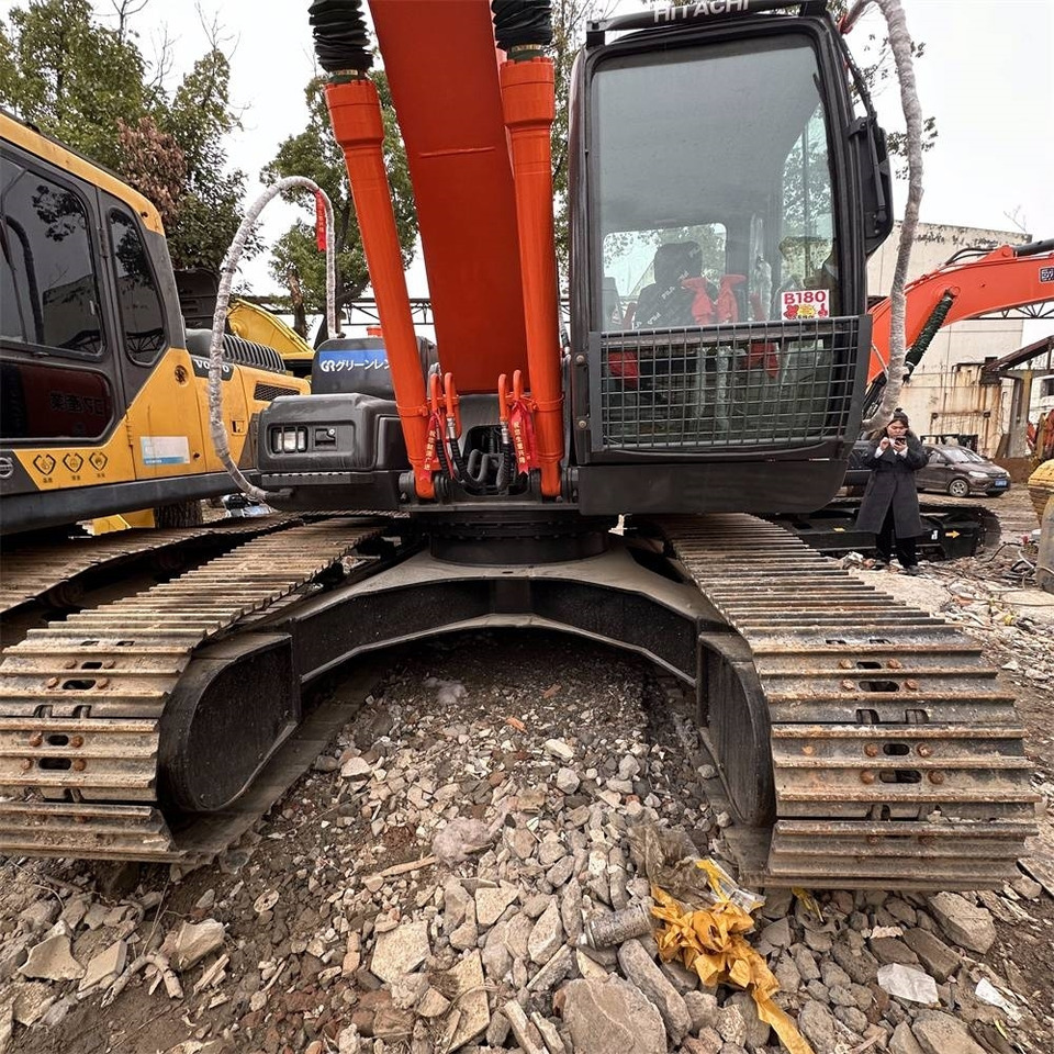 Hitachi ZX 200-3 G - Paletli ekskavatör: fotoğraf 3 Hitachi ZX 200-3 G - Paletli ekskavatör: fotoğraf 3