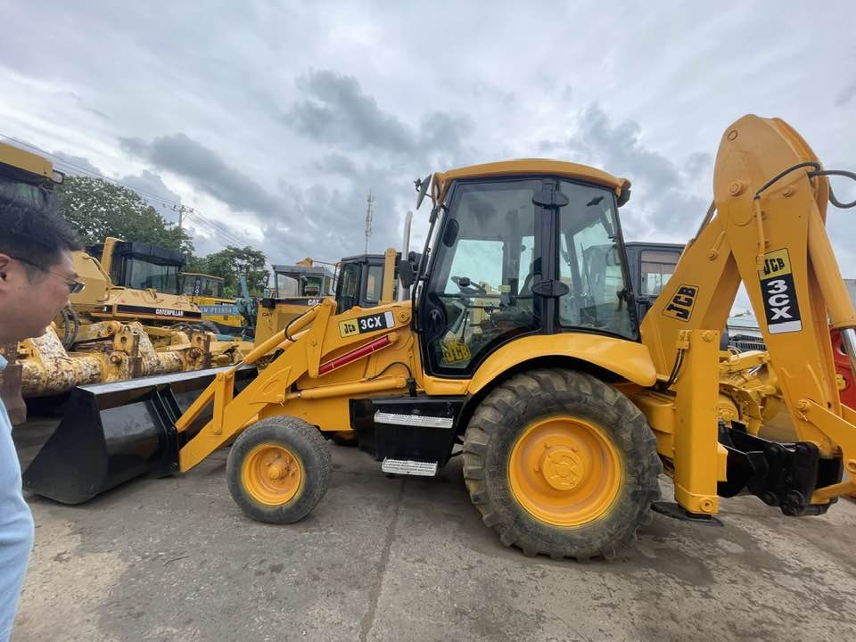 JCB 3Cx - Iş makinesi: fotoğraf 1 JCB 3Cx - Iş makinesi: fotoğraf 1