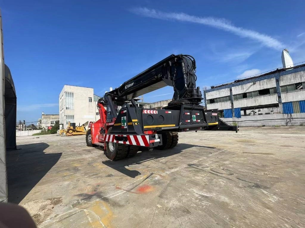Kalmar DRF 450-650S5 - All-terrain vinç: fotoğraf 3 Kalmar DRF 450-650S5 - All-terrain vinç: fotoğraf 3