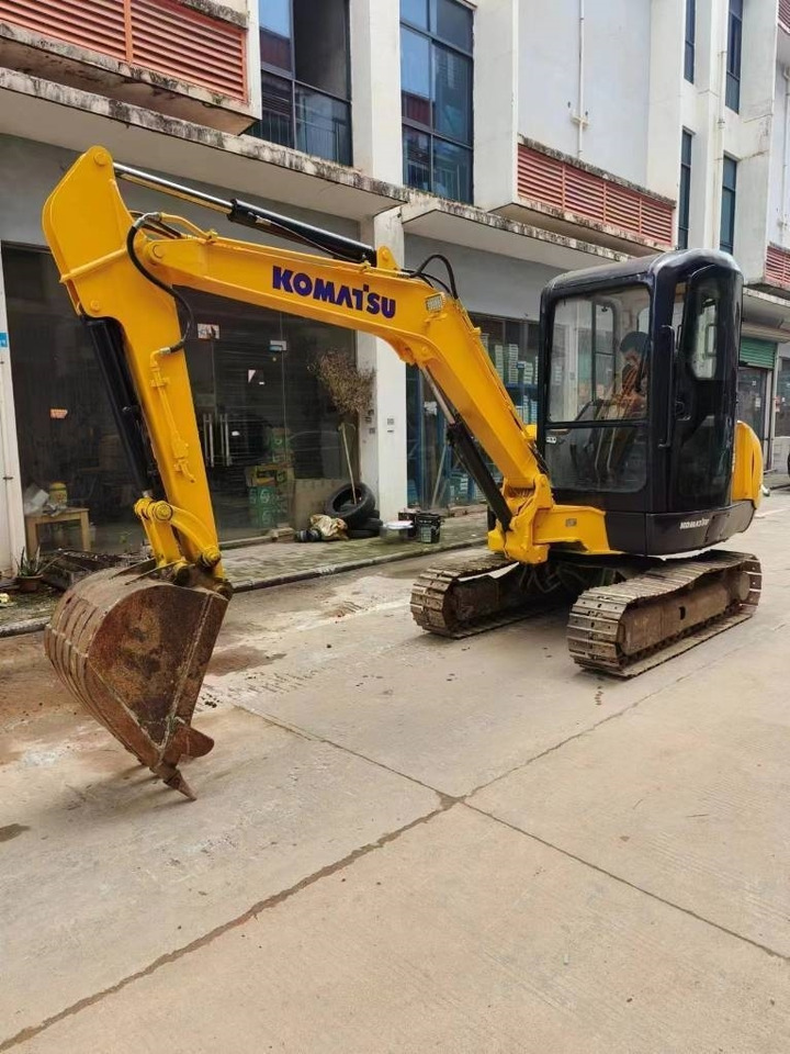 Komatsu PC 35 R-8 - Mini ekskavatör: fotoğraf 1 Komatsu PC 35 R-8 - Mini ekskavatör: fotoğraf 1