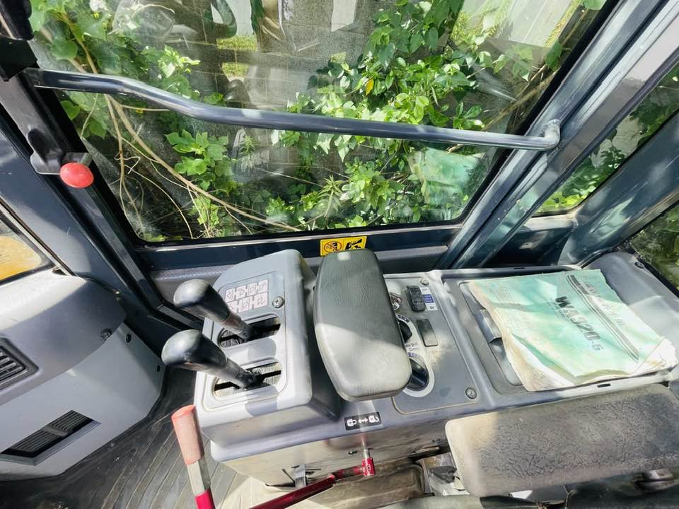 Komatsu WA320-8 - Tekerlekli yükleyici: fotoğraf 3 Komatsu WA320-8 - Tekerlekli yükleyici: fotoğraf 3