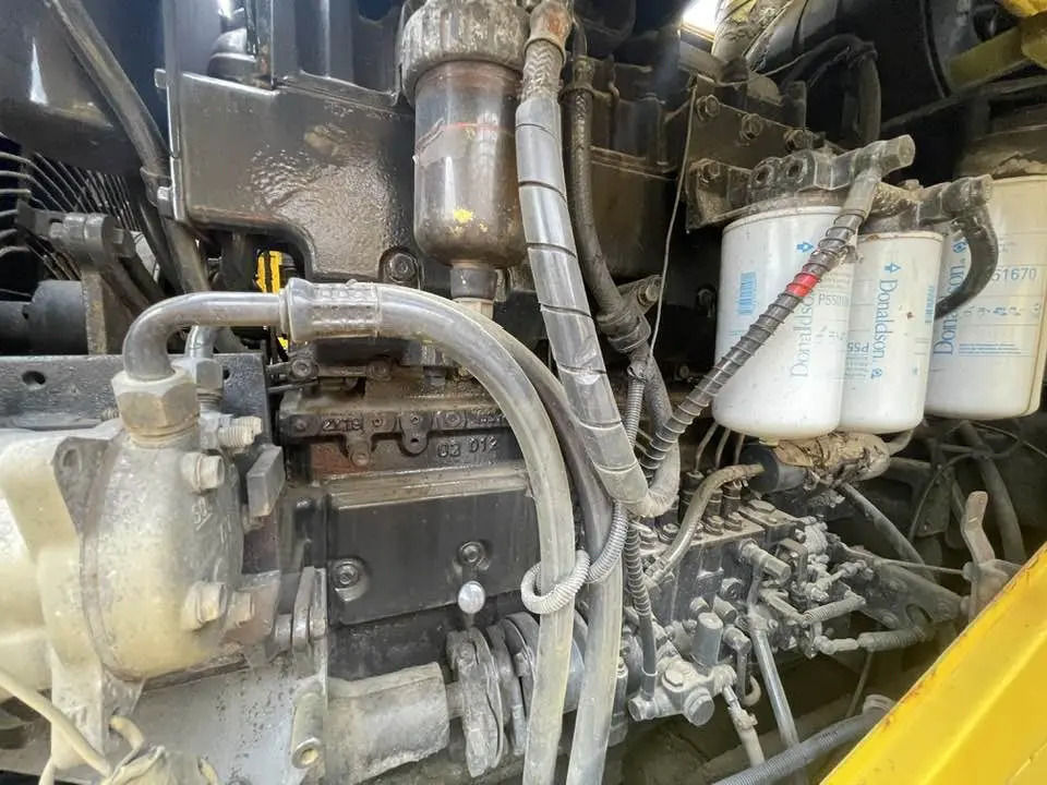 Komatsu WA470 - Tekerlekli yükleyici: fotoğraf 2 Komatsu WA470 - Tekerlekli yükleyici: fotoğraf 2