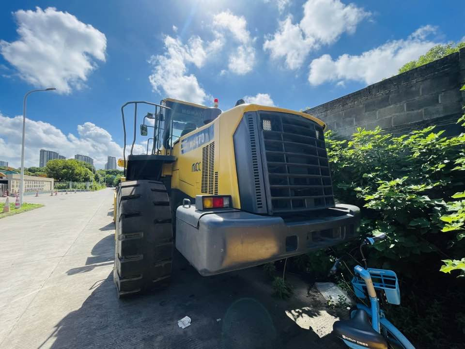 Komatsu WA470 - Tekerlekli yükleyici: fotoğraf 3 Komatsu WA470 - Tekerlekli yükleyici: fotoğraf 3