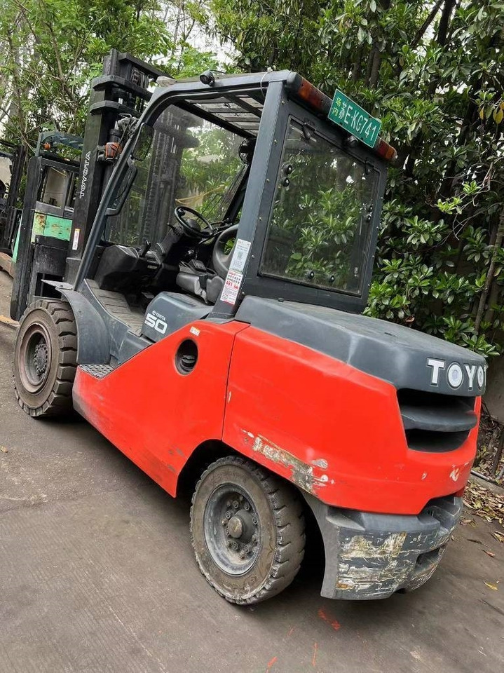Toyota 8FD50N  - Elektrikli forklift: fotoğraf 3 Toyota 8FD50N  - Elektrikli forklift: fotoğraf 3