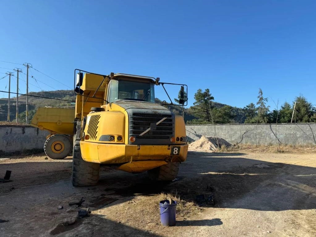 Volvo A 40 D - Belden kırma kaya kamyonu: fotoğraf 5 Volvo A 40 D - Belden kırma kaya kamyonu: fotoğraf 5