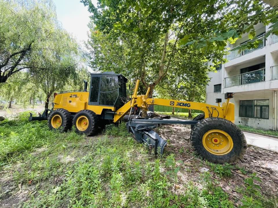 XCMG GR1803 - Greyder: fotoğraf 1 XCMG GR1803 - Greyder: fotoğraf 1