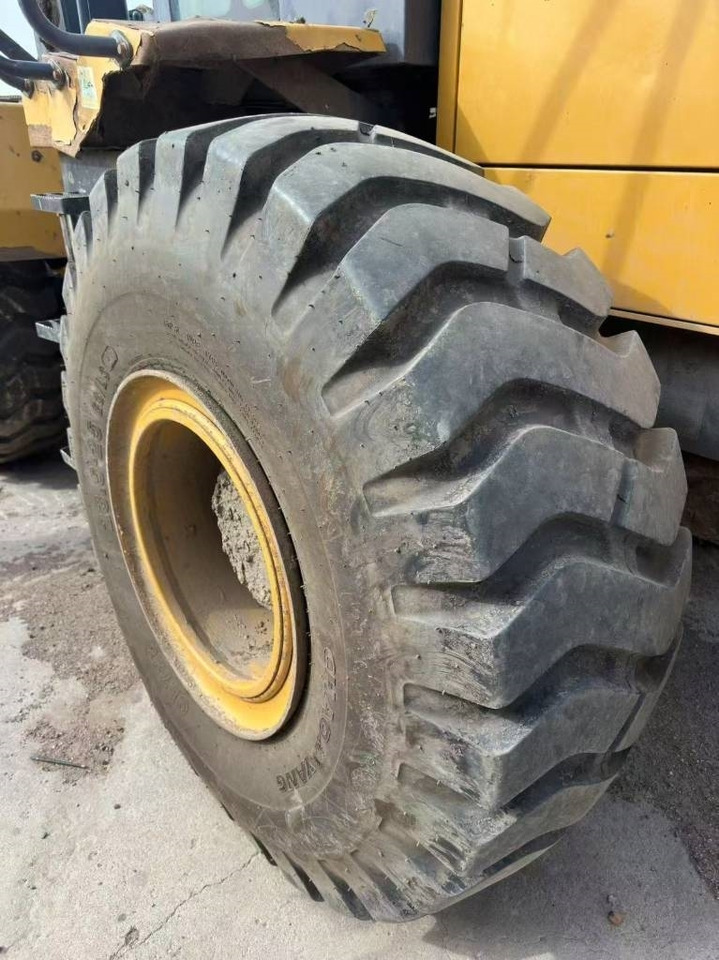 XCMG LW500FV - Tekerlekli yükleyici: fotoğraf 5 XCMG LW500FV - Tekerlekli yükleyici: fotoğraf 5