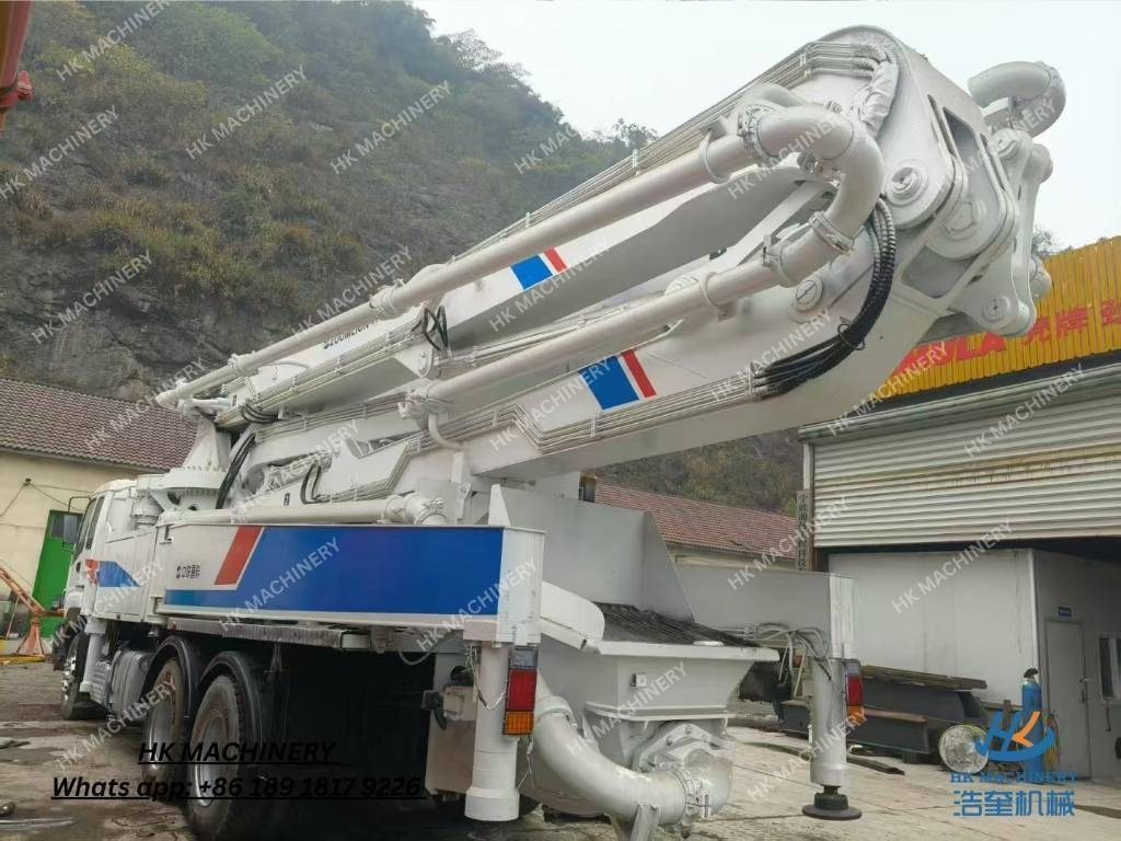 Zoomlion 47m - Sabit beton pompası: fotoğraf 5 Zoomlion 47m - Sabit beton pompası: fotoğraf 5