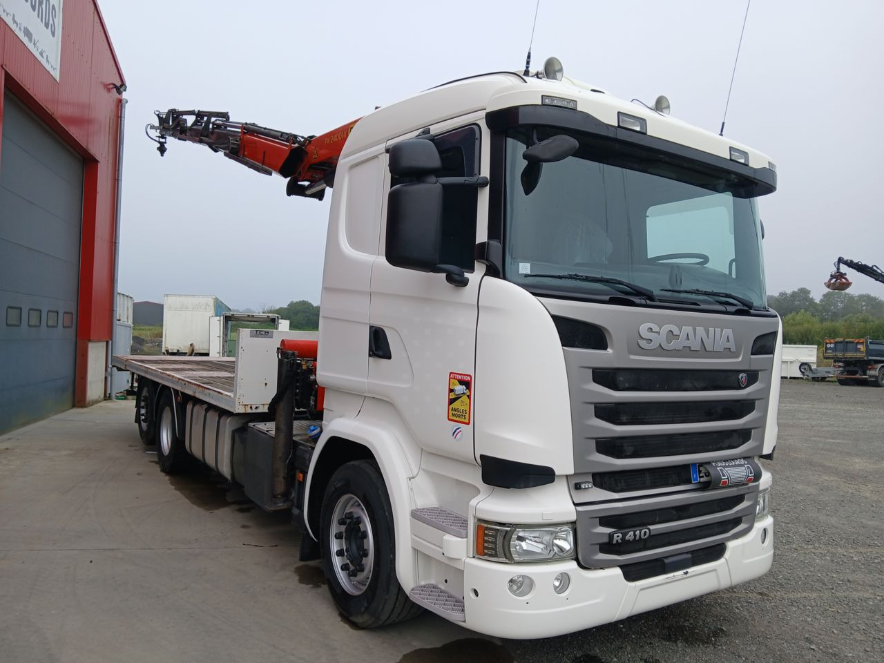 SCANIA 410 6x2 Standard platform Truck - Sal/ Açık kasa kamyon, Vinçli kamyon: fotoğraf 2 SCANIA 410 6x2 Standard platform Truck - Sal/ Açık kasa kamyon, Vinçli kamyon: fotoğraf 2