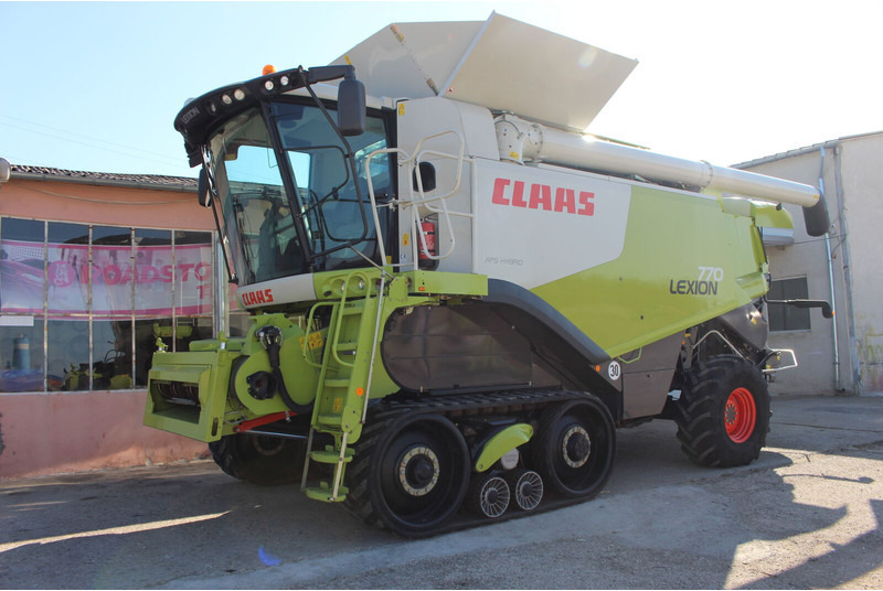 Claas Lexion 770 TT - Biçerdöver: fotoğraf 2 Claas Lexion 770 TT - Biçerdöver: fotoğraf 2