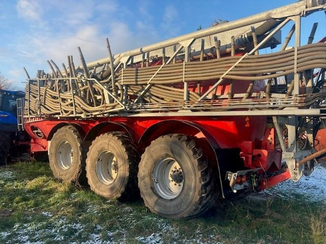 AP GV25TRIDEM - Sıvı gübre tankeri: fotoğraf 2 AP GV25TRIDEM - Sıvı gübre tankeri: fotoğraf 2