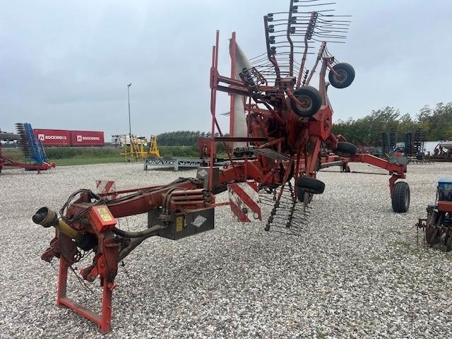 Kuhn GA8020 HYDRAULISK - Ot toplama tırmığı: fotoğraf 3 Kuhn GA8020 HYDRAULISK - Ot toplama tırmığı: fotoğraf 3