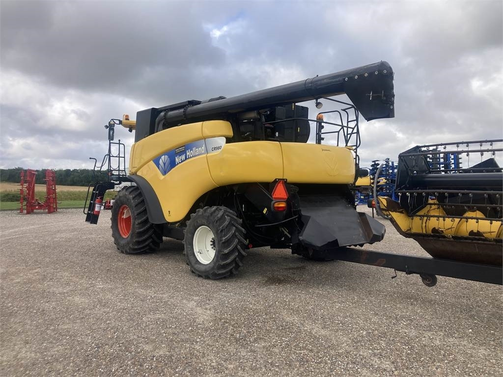 New Holland CR980SLH - Biçerdöver: fotoğraf 3 New Holland CR980SLH - Biçerdöver: fotoğraf 3