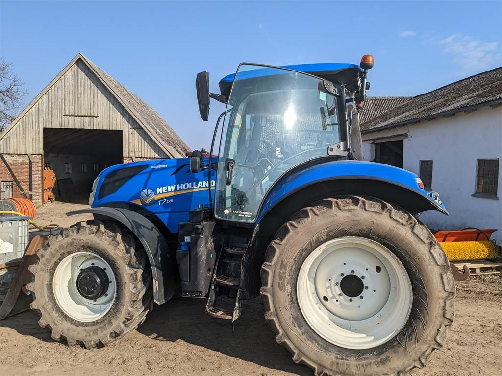 New Holland T7.175 AC ST.V - Traktör: fotoğraf 1 New Holland T7.175 AC ST.V - Traktör: fotoğraf 1