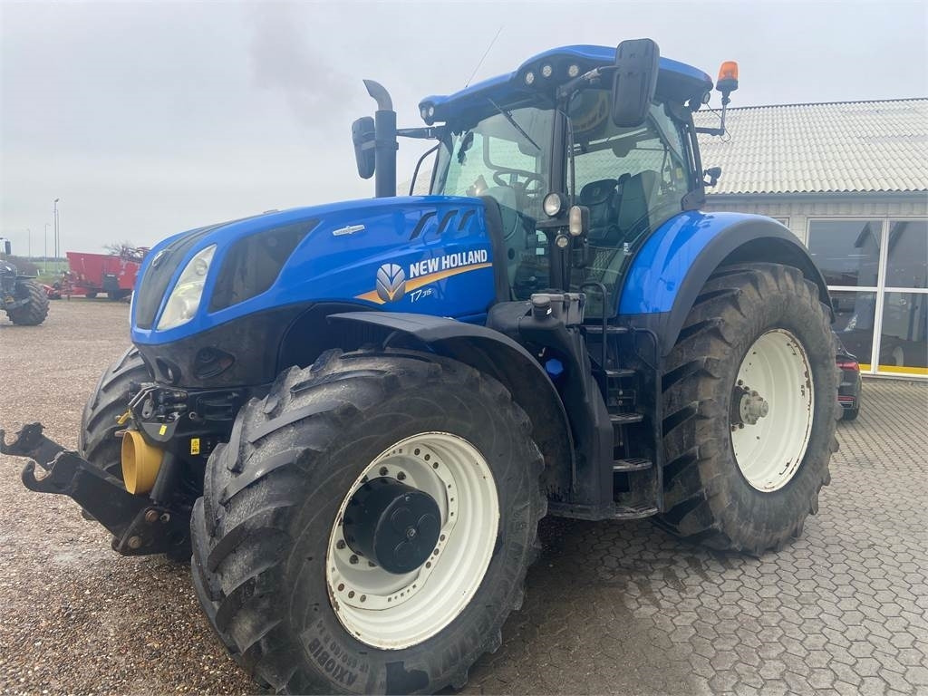 New Holland T7.315 AC - Traktör: fotoğraf 2 New Holland T7.315 AC - Traktör: fotoğraf 2