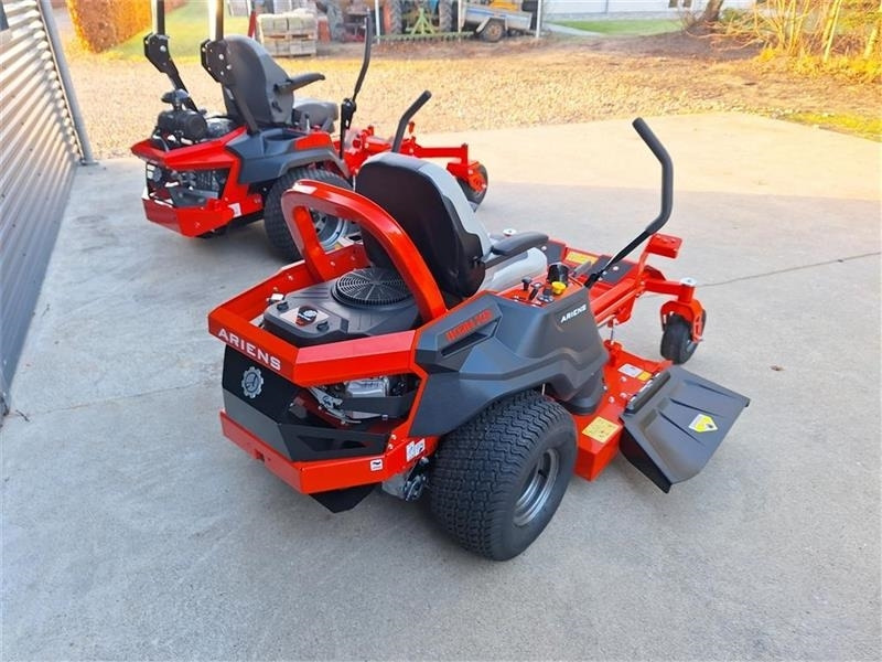 Ariens IKON XD 52" (132 Cm. Klippe bredde) - Belediye traktör: fotoğraf 3 Ariens IKON XD 52" (132 Cm. Klippe bredde) - Belediye traktör: fotoğraf 3