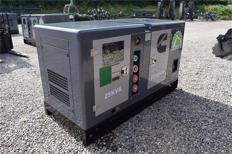 - - - Cummins 25kva - Elektrikli jeneratör: fotoğraf 3 - - - Cummins 25kva - Elektrikli jeneratör: fotoğraf 3