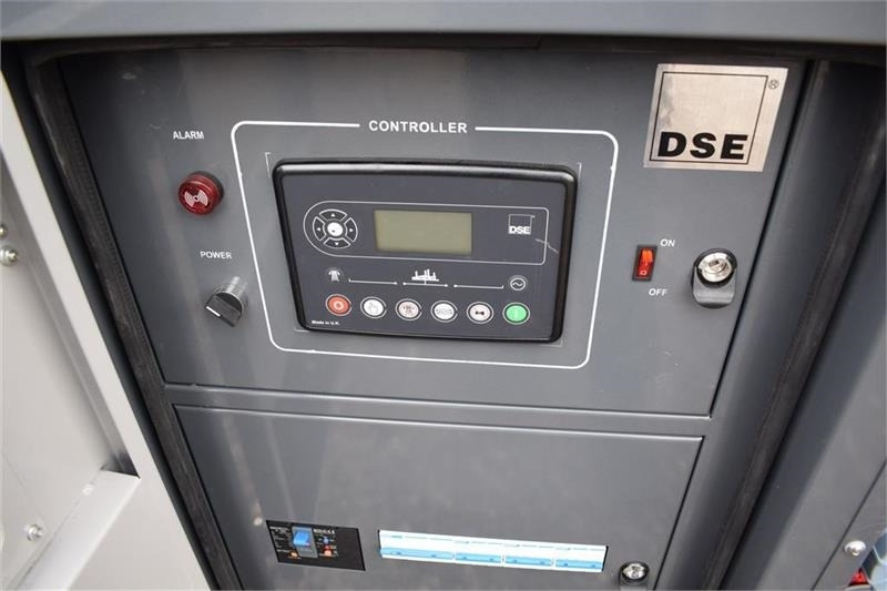 Cummins 55 KvA - Elektrikli jeneratör: fotoğraf 5 Cummins 55 KvA - Elektrikli jeneratör: fotoğraf 5