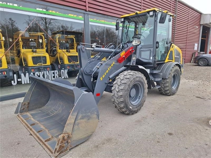 Eurotrac WL18 - Tekerlekli yükleyici: fotoğraf 5 Eurotrac WL18 - Tekerlekli yükleyici: fotoğraf 5