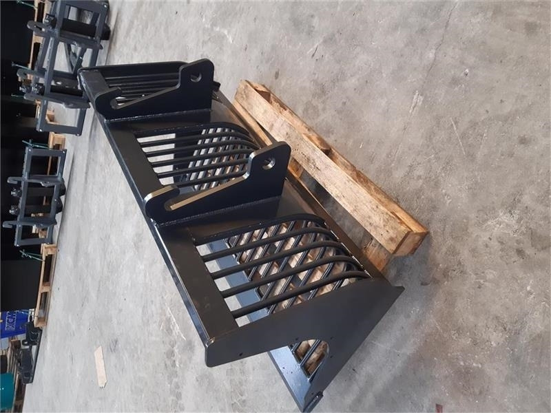 Eurotrac riste skovl med Giant beslag - Ayırma kova - İş makinaları: fotoğraf 2 Eurotrac riste skovl med Giant beslag - Ayırma kova - İş makinaları: fotoğraf 2