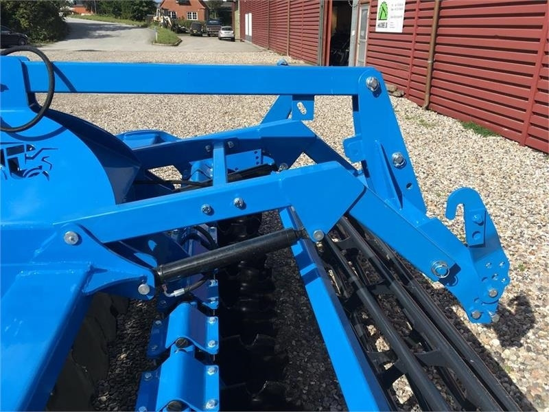 Inter-Tech J-Maskiner 300 Disc - Disk tırmığı: fotoğraf 5 Inter-Tech J-Maskiner 300 Disc - Disk tırmığı: fotoğraf 5