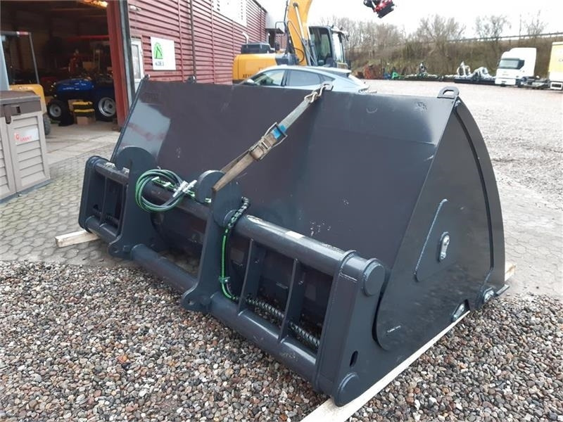 Inter-Tech højtipskovl inter-tech 3 meters - Tarım araçları: fotoğraf 3 Inter-Tech højtipskovl inter-tech 3 meters - Tarım araçları: fotoğraf 3