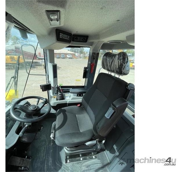 - - - XCMG 948 - Tekerlekli yükleyici: fotoğraf 5 - - - XCMG 948 - Tekerlekli yükleyici: fotoğraf 5