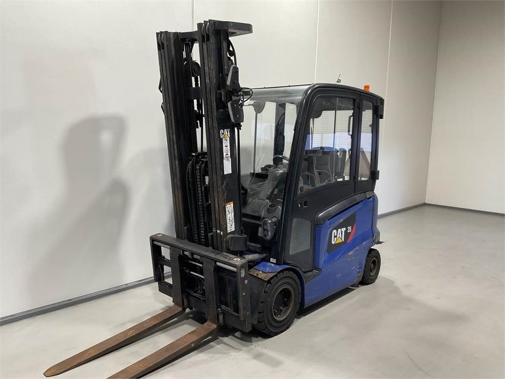 CAT EP35N - Elektrikli forklift: fotoğraf 4 CAT EP35N - Elektrikli forklift: fotoğraf 4