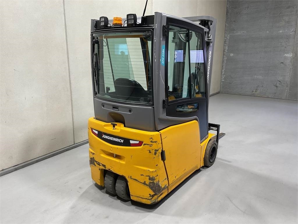 Jungheinrich EFG 218K - Elektrikli forklift: fotoğraf 2 Jungheinrich EFG 218K - Elektrikli forklift: fotoğraf 2
