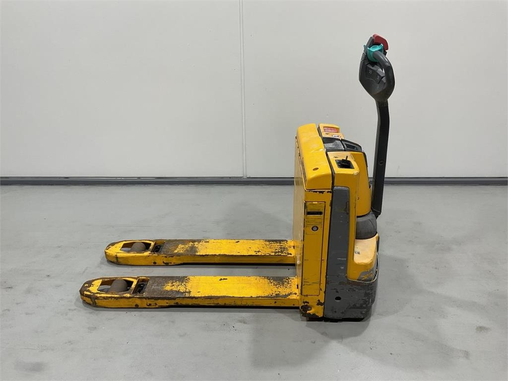 Jungheinrich EJE 112I - Kullanılan transpalet: fotoğraf 3 Jungheinrich EJE 112I - Kullanılan transpalet: fotoğraf 3