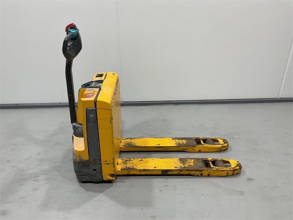 Jungheinrich EJE 112I - Kullanılan transpalet: fotoğraf 1 Jungheinrich EJE 112I - Kullanılan transpalet: fotoğraf 1