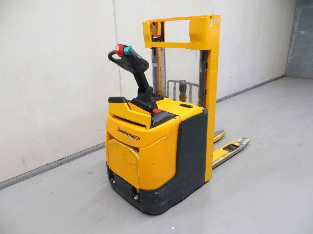 Jungheinrich ERC 214 - Istif makinası: fotoğraf 3 Jungheinrich ERC 214 - Istif makinası: fotoğraf 3