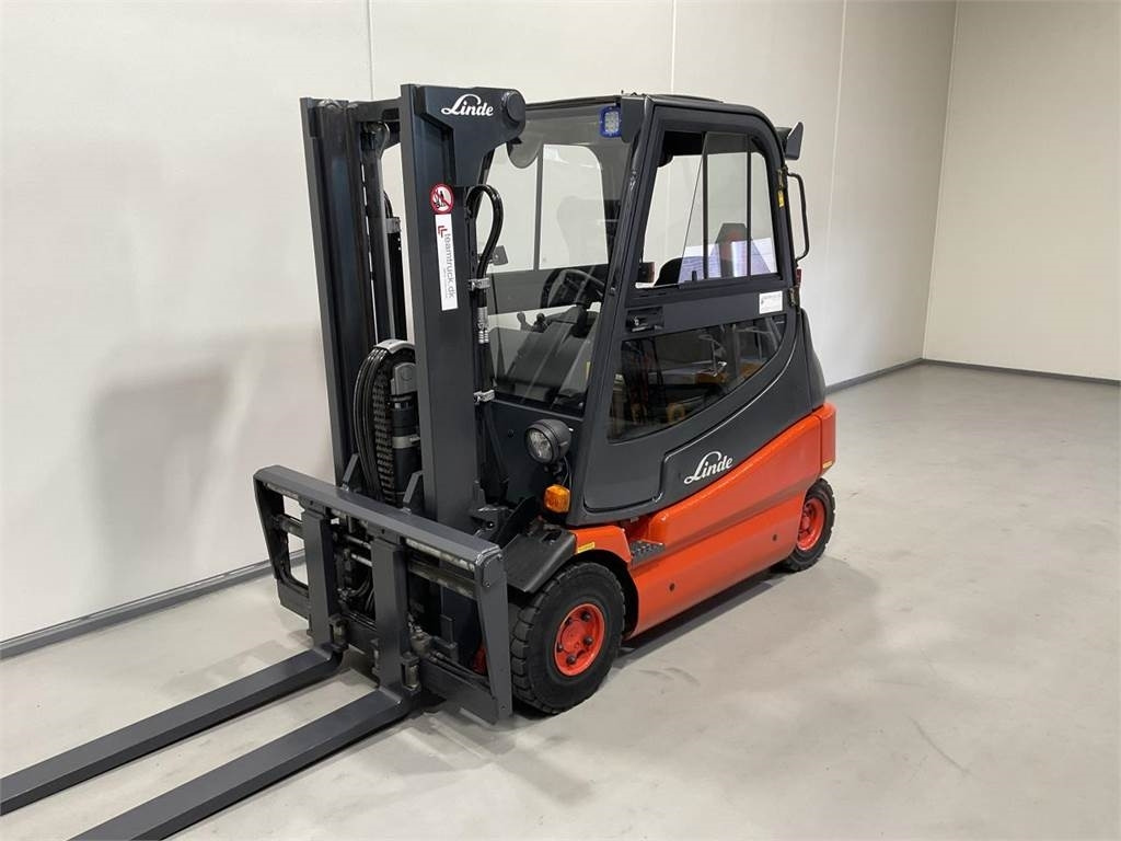 Linde E25P - 02 - Elektrikli forklift: fotoğraf 4 Linde E25P - 02 - Elektrikli forklift: fotoğraf 4