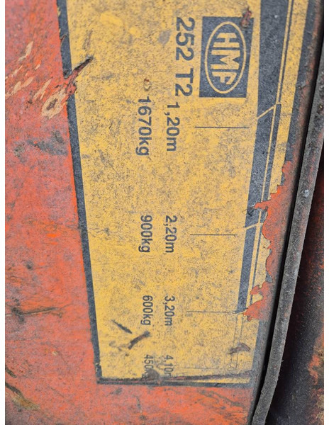 HMF 252-T2 with 2 hydraulic extensions - Araç üstü vinç: fotoğraf 4 HMF 252-T2 with 2 hydraulic extensions - Araç üstü vinç: fotoğraf 4