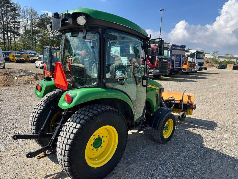John Deere 3720 M/ Hydraulisk kost - Küçük traktör: fotoğraf 5 John Deere 3720 M/ Hydraulisk kost - Küçük traktör: fotoğraf 5