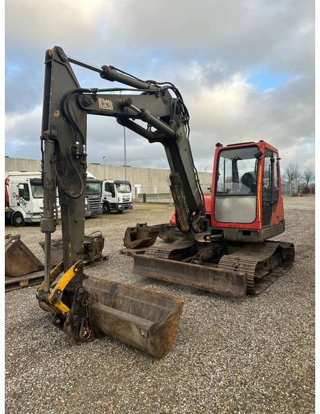 Komatsu PC 75 - Mini ekskavatör: fotoğraf 1 Komatsu PC 75 - Mini ekskavatör: fotoğraf 1