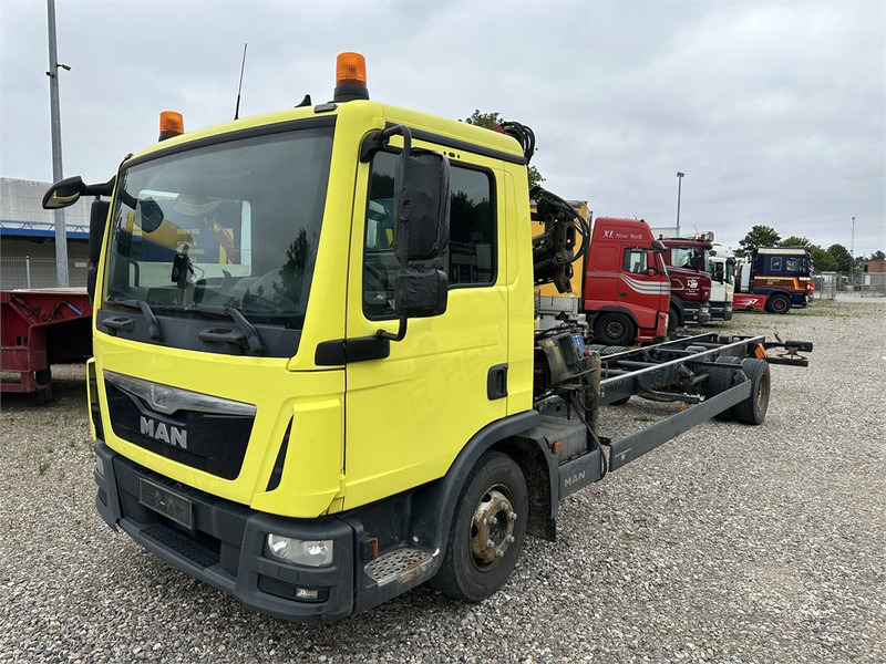 MAN TGL 12.220 // Crane HMF 735K2 // - Vinçli kamyon: fotoğraf 1 MAN TGL 12.220 // Crane HMF 735K2 // - Vinçli kamyon: fotoğraf 1