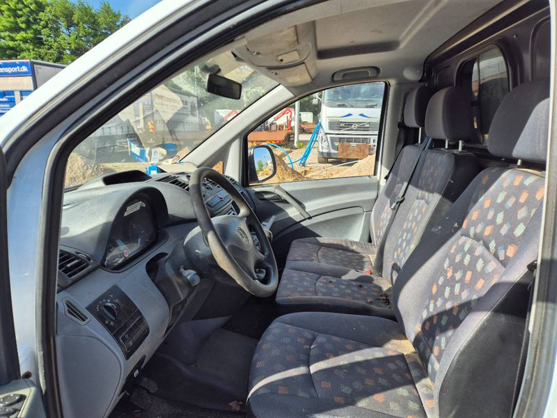 Küçük panelvan Mercedes-Benz Vito 109 2,2 CDi Kassevogn L 5d: fotoğraf 8