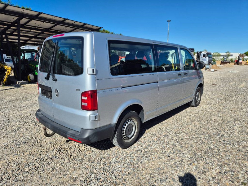 Volkswagen Transporter 2,0 TDi 102 Kombi lang 4d 9 prs - Binek araba: fotoğraf 4 Volkswagen Transporter 2,0 TDi 102 Kombi lang 4d 9 prs - Binek araba: fotoğraf 4