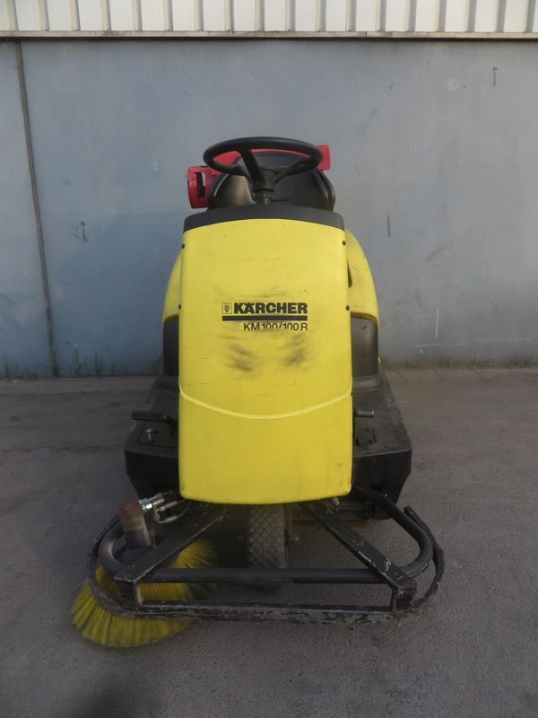 Kärcher KM 100/100R LPG - Yer süpürme makinası: fotoğraf 5 Kärcher KM 100/100R LPG - Yer süpürme makinası: fotoğraf 5
