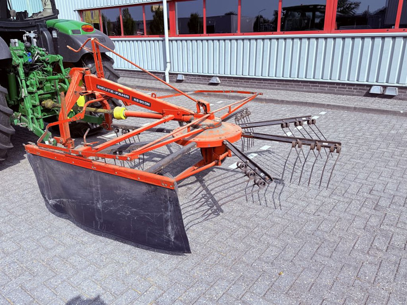 Deutz-Fahr KS90 DN Cirkelhark - Ot toplama tırmığı: fotoğraf 2 Deutz-Fahr KS90 DN Cirkelhark - Ot toplama tırmığı: fotoğraf 2