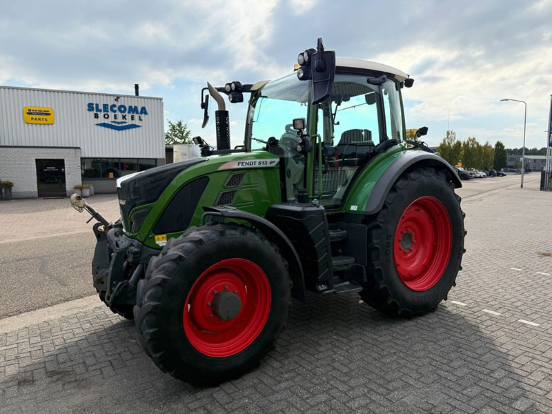 Fendt 513 Vario Power - Traktör: fotoğraf 1 Fendt 513 Vario Power - Traktör: fotoğraf 1